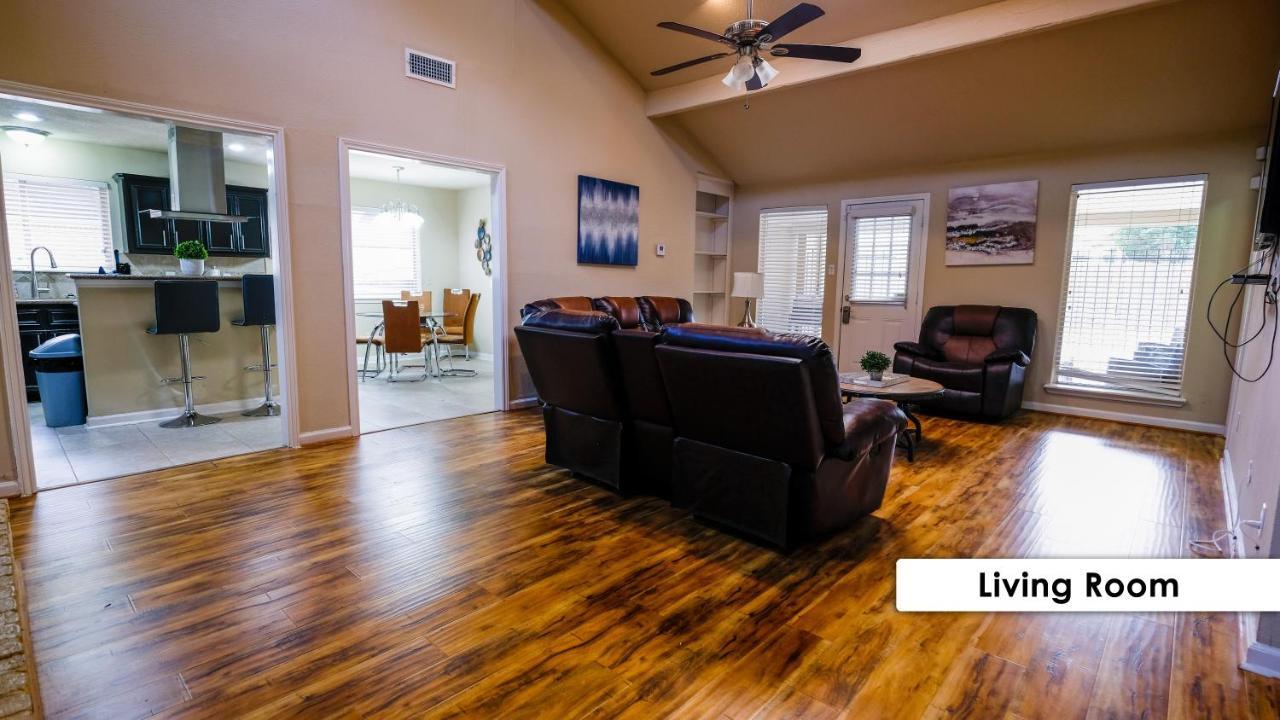 Villa Pool House, 20 Minutes From Dt 4Bdr For 10 Guests - Winkleman Houston Exterior foto