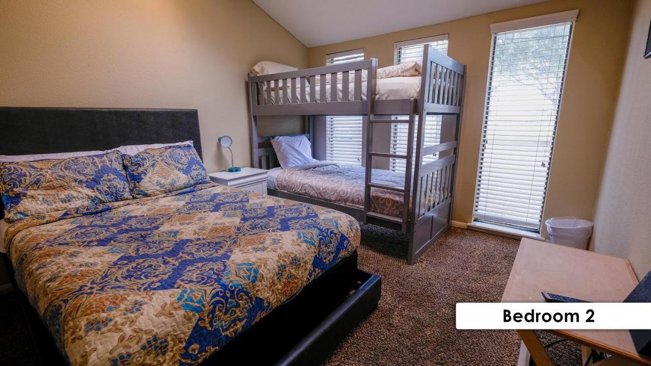 Villa Pool House, 20 Minutes From Dt 4Bdr For 10 Guests - Winkleman Houston Exterior foto